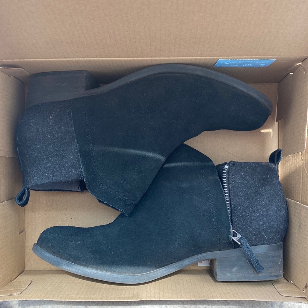 Toms booties